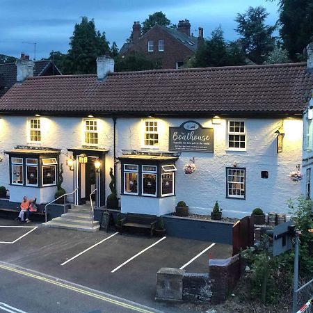 ホテル The Boathouse Wylam エクステリア 写真